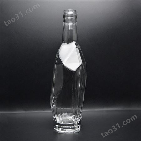 四川厂家专业定制水晶料晶白料酒瓶菱形玻璃酒瓶