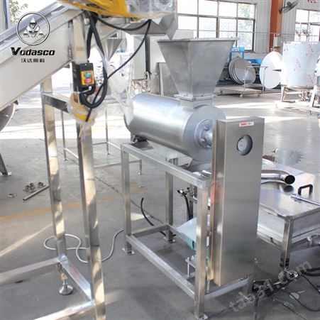 果汁型碳酸饮品生产线 葡萄汁饮料浓缩设备 鲜榨橙汁饮料生产机械