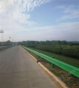 公路防护栏 乡村道路波形护栏 高速护栏板国标