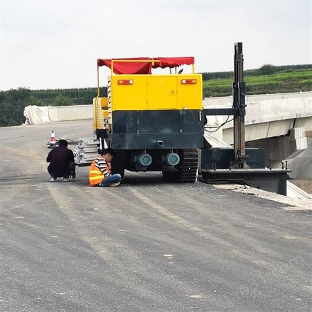 铭江机械轮式路缘石滑模机生产定制 公路路沿石成型机供应