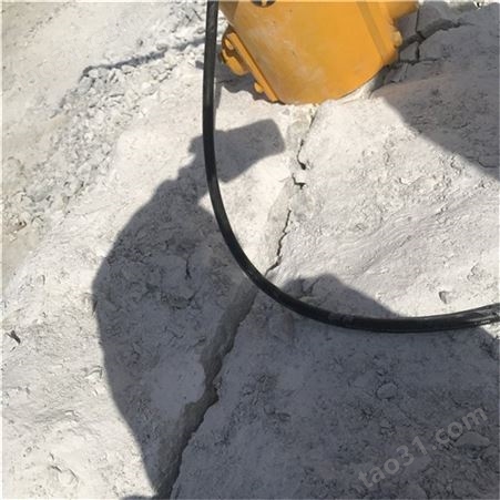 挖基坑大型裂石机  土石方石头劈裂机  开挖花岗岩设备