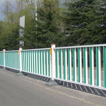 厂家定制生产城市道路护栏 道路隔离护栏一米多少钱 道路隔离栏价格