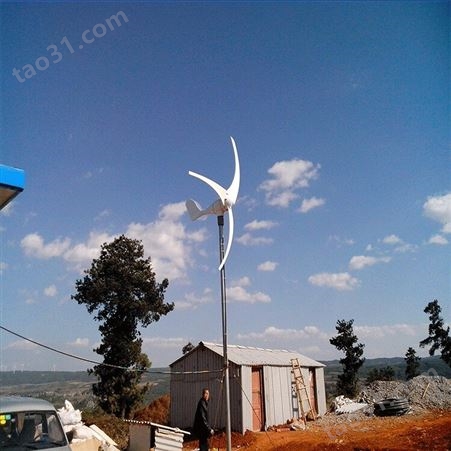 小型家用风力发电机 太阳能离网发电家用风光互补 农村风光互补光伏发电机