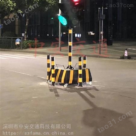 广州临时交通信号灯制造商 太阳能移动式信号灯销售