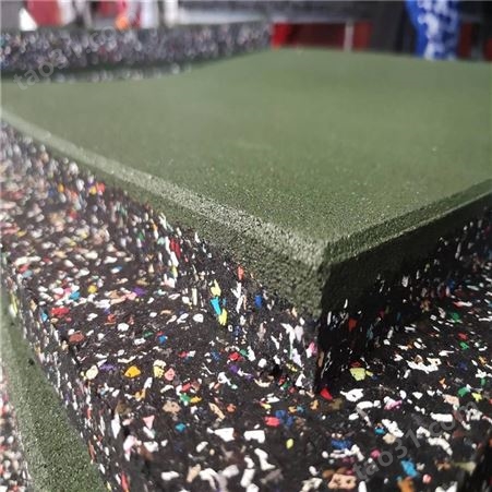 山东潍坊彩色塑胶地板 健身房塑胶地板 华体橡塑