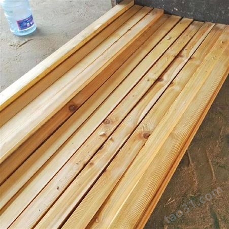 木方 建筑木方条厂家 白松木方条规格尺寸齐全 呈果木业