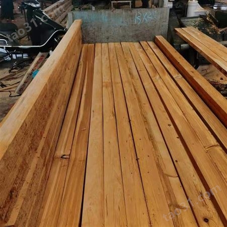 白松建筑木方规格 呈果木业工地建筑木方 4x8白松建筑木方加工厂家报价批发