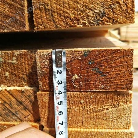 工地木方 12x12白松工地木方山东厂家批发呈果木业