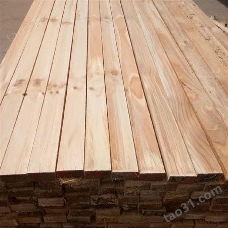 呈果木业厂家直供白松方木建筑木方