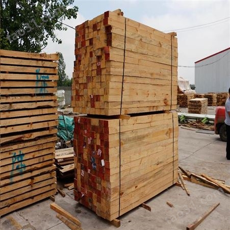 铁杉建筑方木 供应杂木板垫木硬杂木 建筑工程木方 建筑用方木价格