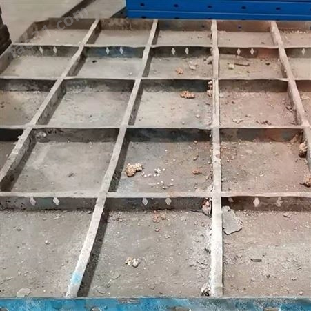 旧钢模板回收 平面建筑模具 耐腐蚀建材 桥梁建设工程