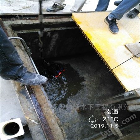 潜水员水下拆除管道设备本地施工队
